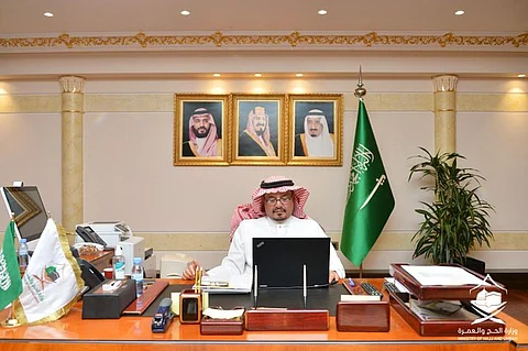 وزير الحج: لم نسجل أي حالات طارئة.. التزام كبير من المعتمرين والمصلين
