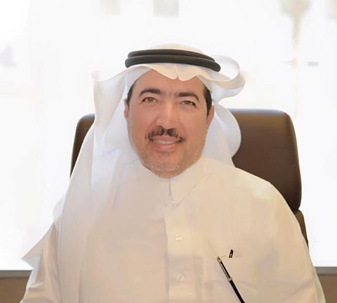 أمانةُ عسير وبلدياتها تساند "المدني" للسيطرة على حريق تنومة