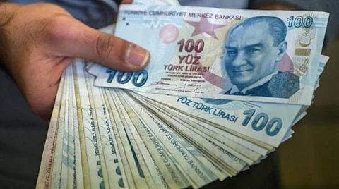 الليرة التركية تهبط إلى قاع جديد صباح اليوم.. أدنى مستوياتها على الإطلاق