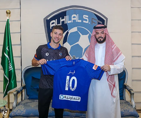 بمشاركة الأرجنتيني لوسيانو فيتو في التدريبات.. الهلال جاهز لمواجهة ضمك