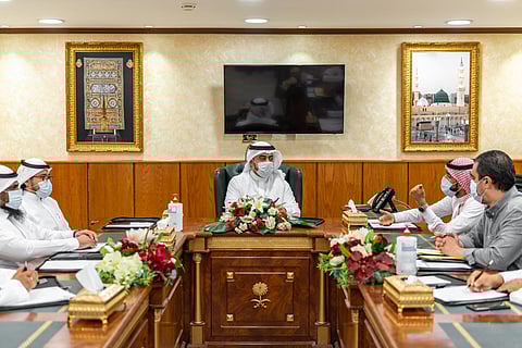 بالتزامن مع المرحلة الثالثة.. رئاسة الحرمين تبحث جوانب تطوير تطبيق تنقل