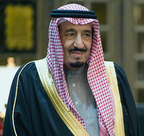محللون لـ"سبق" في ذكرى البيعة السادسة: الملك .. رجل استثنائي لزمن استثنائي يقود تحولات عظمى لبلاده في زمن وجيز