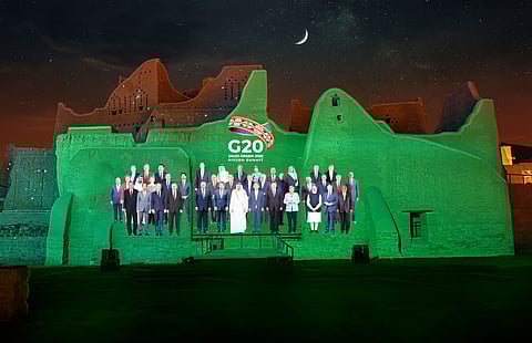 برئاسة خادم الحرمين.. السعودية تستضيف غداً قمة قادة العشرين في الرياض