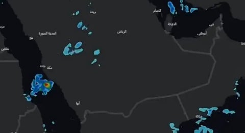 "الوطني للأرصاد": تقلبات جوية وأمطار متوسطة إلى غزيرة على معظم المناطق