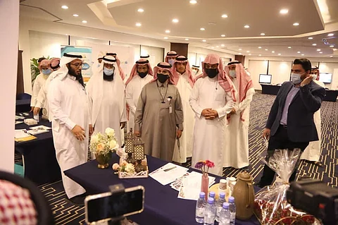 "الحربي" يطلع على جهود وإنجازات جمعيتي "سند" و"ريف" الخيريتين