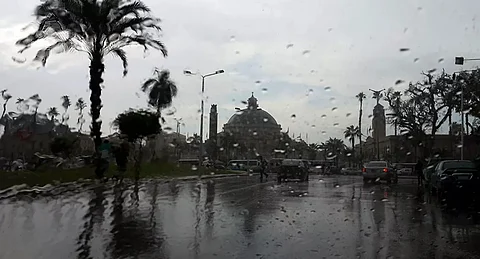 تعطيل الدراسة في 7 محافظات مصرية.. الإسكندرية تحذِّر سكانها من النزول