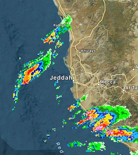 #سقيا تُسجل حضورها.. وصور الرادار تكشف خريطة 96 ساعة ومناطقها