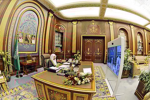 "الشورى" يطالب رئاسة "الهيئات" بإيضاح معايير رخصة العمل الميداني