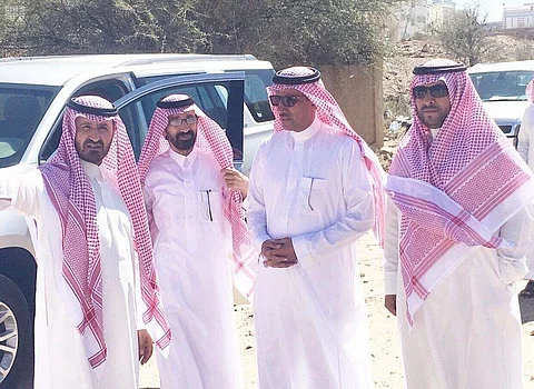 الوادعي: طريق تلحم خصص له مشروع بـ 10 فتحات وتم إيقافه من قبل الوزارة