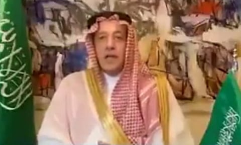 شاهد.. الدخيل: أرباب الإسلام السياسي اختطفوا الدين وحرّضوا على العنف ولا يمثلون ثقافتنا