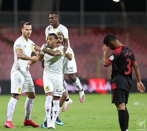 هدف "رودريجيز" في مرمى الوحدة يخطف جائزة الأفضل