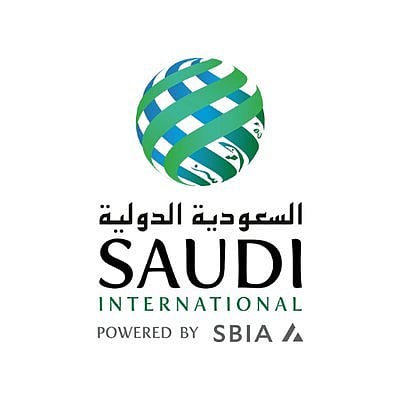 لاعبو الجولف "هوفلاند" و"كانتلي" و"فيناو" يشاركون في بطولة السعودية الدولية