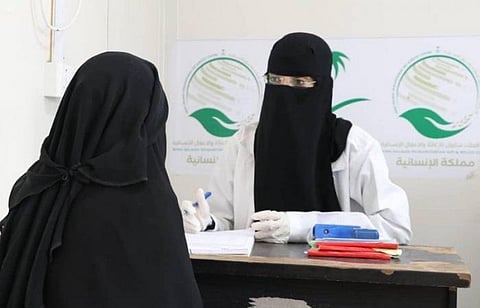 العيادات الطبية التغذوية في مديرية الخوخة بالحديدة تُواصل تقديم خدماتها العلاجية