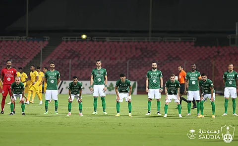 "الانضباط" تغرم فريق الأهلي وإداريًا بنادي التعاون