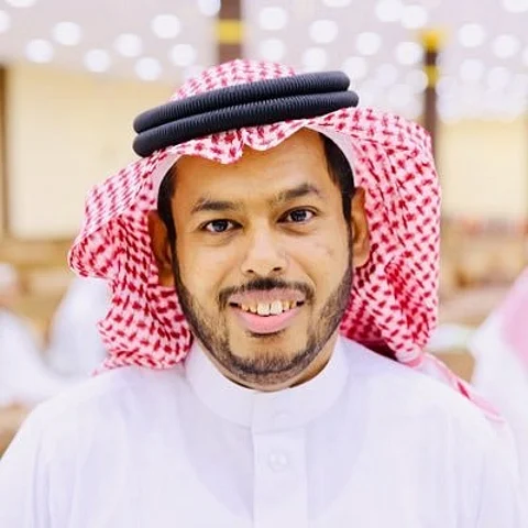 "المدخلي" ينال الدكتوراه في اللغة العربية من جامعة أم القرى