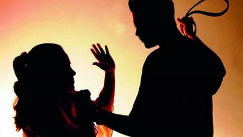 فيديو.. ما قصة "فتاة مستشفى الجامعة" التي هزت الأردن؟