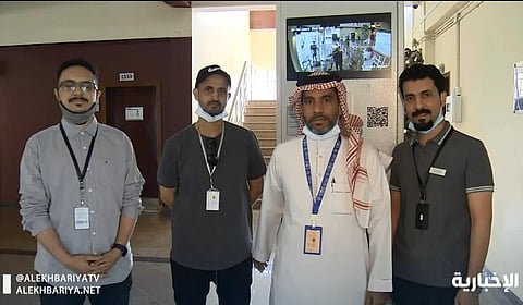 متدربو "اتصالات جدة" يبتكرون جهازًا لكشف فيروس "كورونا"