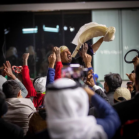 مدرب الخيل "عبدالله بن مشرف".. "ما يفل الحديد إلا الحديد"