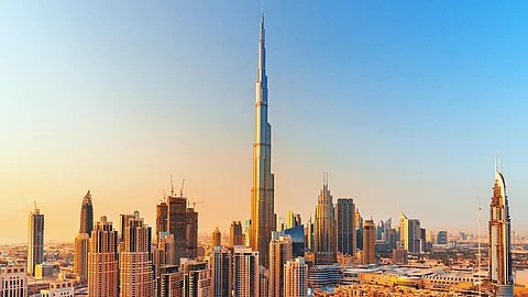 دبي تعتمد تدابير وقائية جديدة في مواجهة فيروس "كورونا"
