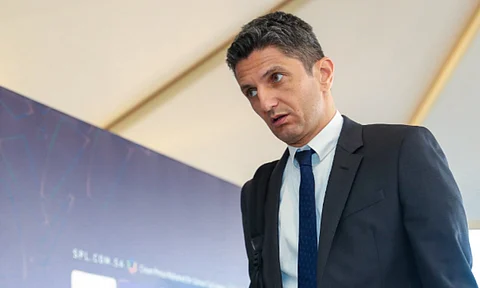 من هو مدرب "الهلال" القادم.. صحيفة رومانية تكشف عن الاسم