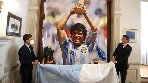 الادعاء العام الأرجنتيني يستعين بلجنة طبية للتحقيق في وفاة مارادونا