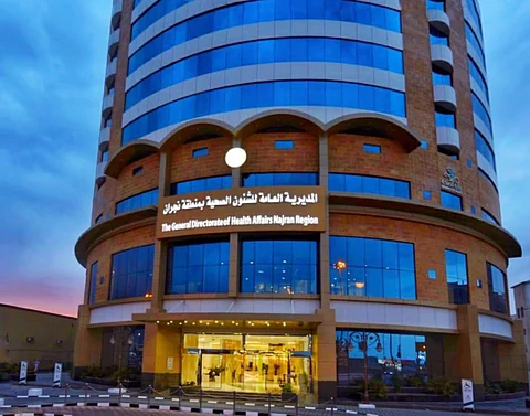 "صحة نجران" تطلق حملة لتطعيم مرضى الرعاية بلقاح كورونا في منازلهم
