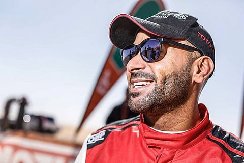 يزيد الراجحي ومساعده يغادران المستشفى عقب حادث "رالي الشرقية الدولي"