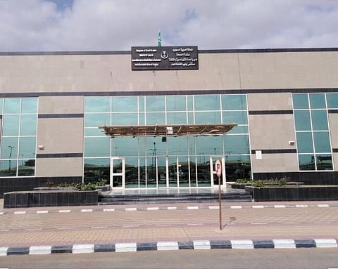 فريق طبي بمستشفى جنوب القنفذة ينقذ طفلًا عاني من انسداد بالأمعاء