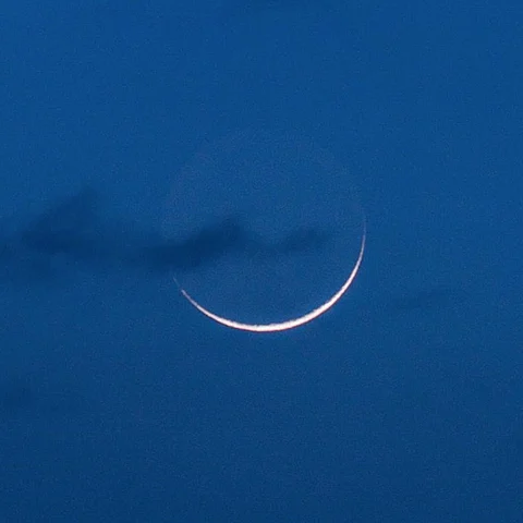 "فلكية جدة": "هلال رمضان" يزيّن السماء الليلة