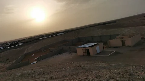 قرار إزالة سوق إبل حائر الرياض ونقله لـ"الطوقي بحريملاء" يهدد صغار المربين