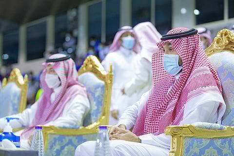 وزير الرياضة يتابع مباراة الهلال.. و"إيرفي رينارد" ومساعدوه يتابعون مباريات دوري أبطال آسيا