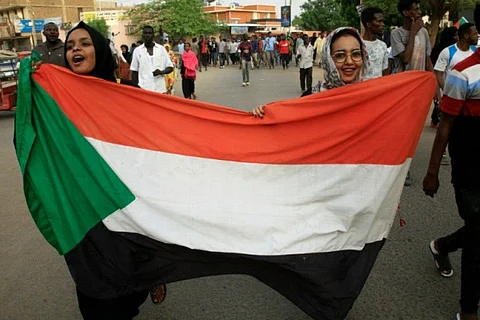 يُنفذ القرار غدًا.. أمريكا تزيل السودان من قائمة الدول الراعية للإرهاب