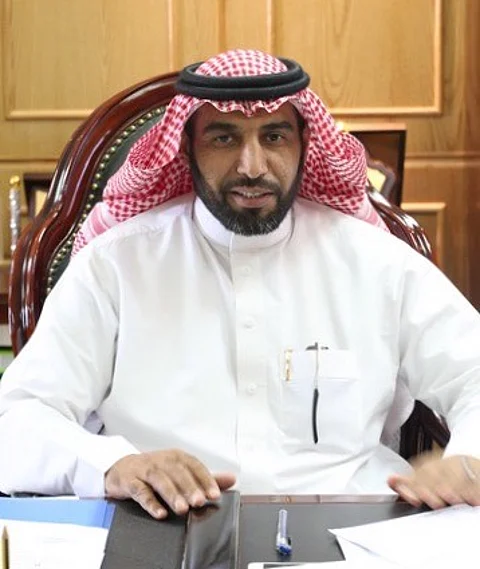 منسوبو "تعليم القريات" وأولياء أمور يشيدون بنظام "التقويم الدراسي الجديد"