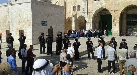 "اقتحام للأقصى" يتهيأ.. أعضاء بالكنيست يتأهبون و"نتنياهو" باجتماع حساس!