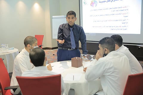 برنامج الرعاية والتأهيل "بناء" يعاود نشاطه ويبدأ بتحديات ما بعد الإفراج