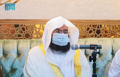 "السديس" يلتقي بوزيرَي الشؤون الدينية الباكستاني والأوقاف الأفغاني
