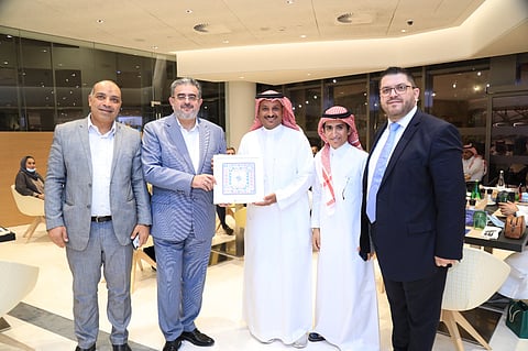 بالصور فنادق راديسون تحتفل بفوز "سبق" والتربع على عرش الصحافة السياحية العربية