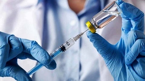 بدون حجز مسبق.. جامعة طيبة تخصص مركزاً لأخذ لقاح كورونا لمنسوبيها