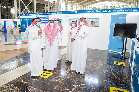 4 جامعات في الرياض تتيح لقاح كورونا لمنسوبي التعليم والطلاب والطالبات