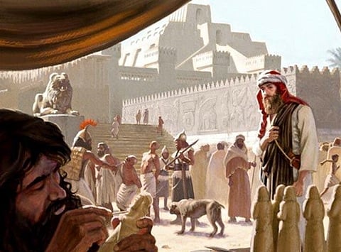 رآه الرسول يجر أمعاءه في جهنم.. من أول من نشر عبادة الأصنام في جزيرة العرب؟