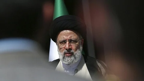"قاضي الإعدامات" يؤدي اليمين الدستورية رئيساً لإيران في 5 أغسطس