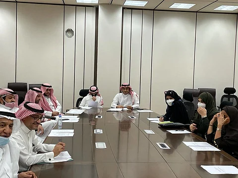 برئاسة عهود الشهيل.. اجتماع تحضيري للاحتفال باليوبيل الذهبي لقسم الإعلام