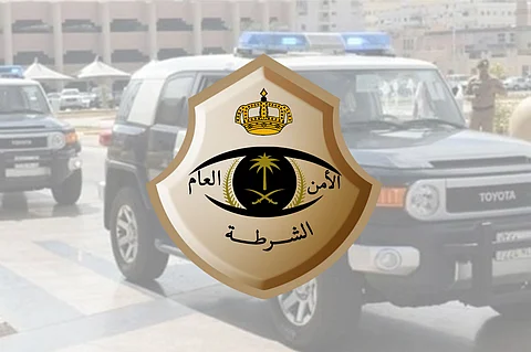 شرطة المدينة تضبط شخصين ظهرا في فيديو يتباهيان بتصوير "وعل" بعد ذبحه