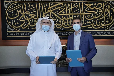 شراكة استراتيجية بين جائزة عبداللطيف الفوزان لعمارة المساجد والمعهد الأمريكي للمعماريين