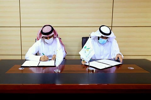 مذكرة تفاهم بين "الصحة " و"السعودية للتموين" لإنشاء مركز بحثي مشترك في "السلامة الغذائية"
