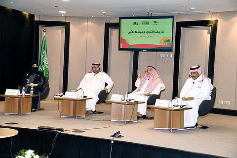 "ابن معمر": اليوم الوطني فخر.. نتذكره ونرويه بالمبادئ التي قام عليها