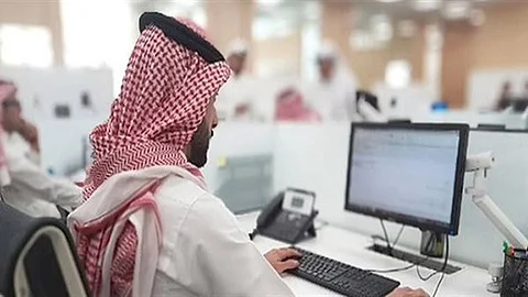 تعرَّف على تفاصيل نظام الانضباط الوظيفي.. يبدأ العمل به بعد 6 أشهر