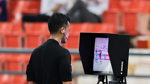 الكشف عن حكام الجولة الأخيرة من الدوري والمسماة بـ"هي لنا دار"
