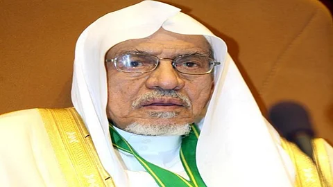 وفاة الأديب عبدالله بن إدريس في الرياض عن عمر يناهز 92 عاماً