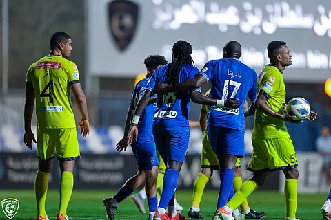 في إطار استعدادات الفريقين لاستئناف المنافسات.. الهلال يكسب "ودية" التعاون